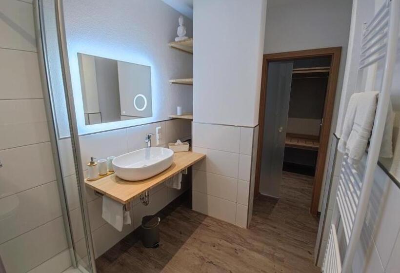 סוויטת ג'וניור, Garni Zur Alten Post