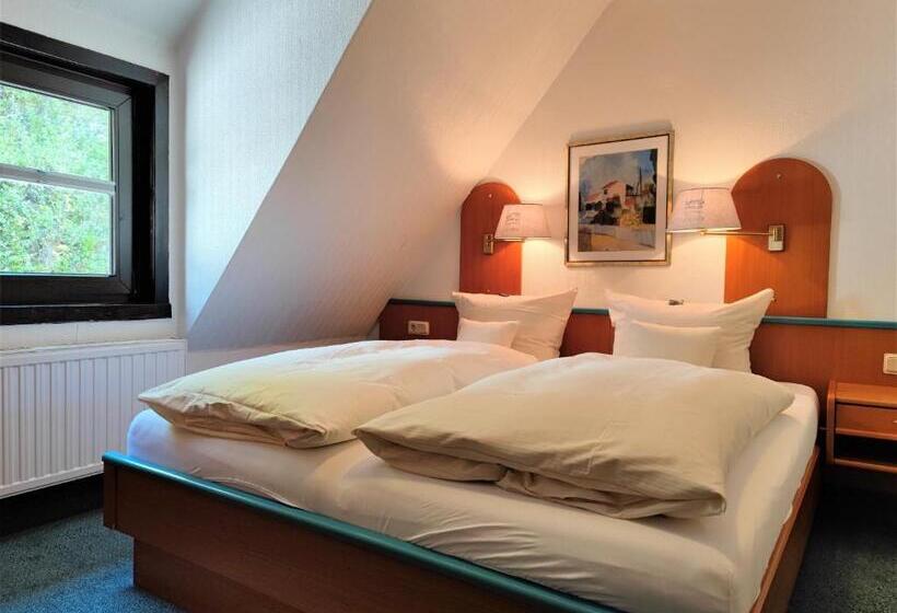 סוויטת ג'וניור, Garni Zur Alten Post