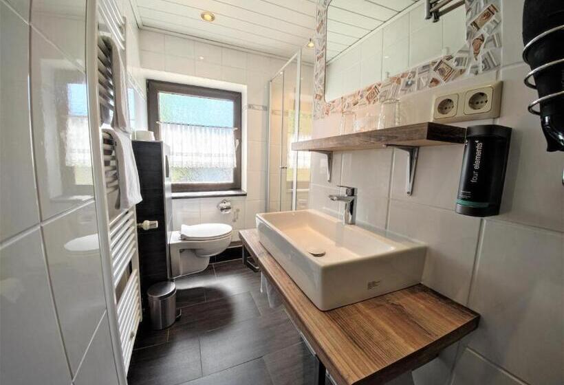 סוויטת ג'וניור, Garni Zur Alten Post