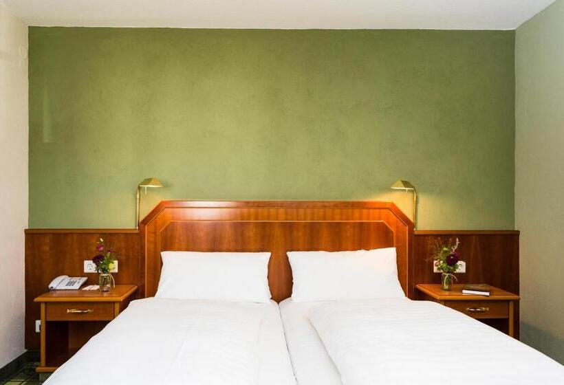 スタンダードルーム, Hörterer Der Hammerwirt