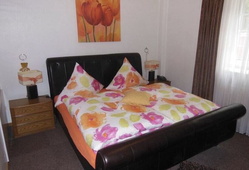 스탠다드 룸, Kampgens – Hof