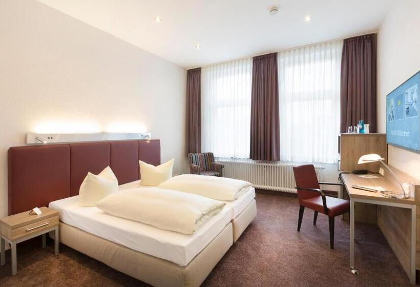 컴포트 룸, Reichshof Garni