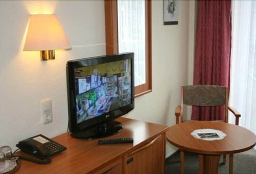 Номер Стандарт, Restaurant Hartmann