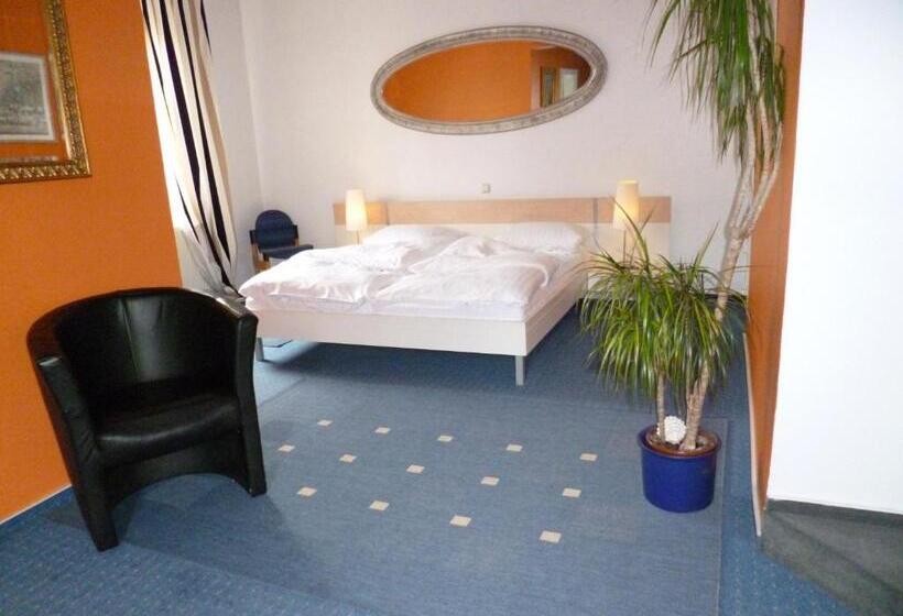 스탠다드 룸, Restaurant Marbella