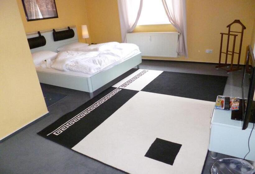 스탠다드 룸, Restaurant Marbella