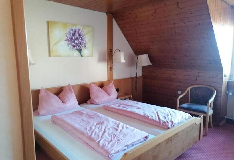 غرفة قياسية مطلّة علي الحديقة, Restaurant Rebstock