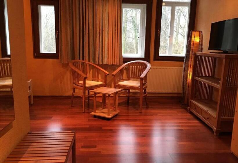 Номер Стандарт, Restaurant Steinkrug