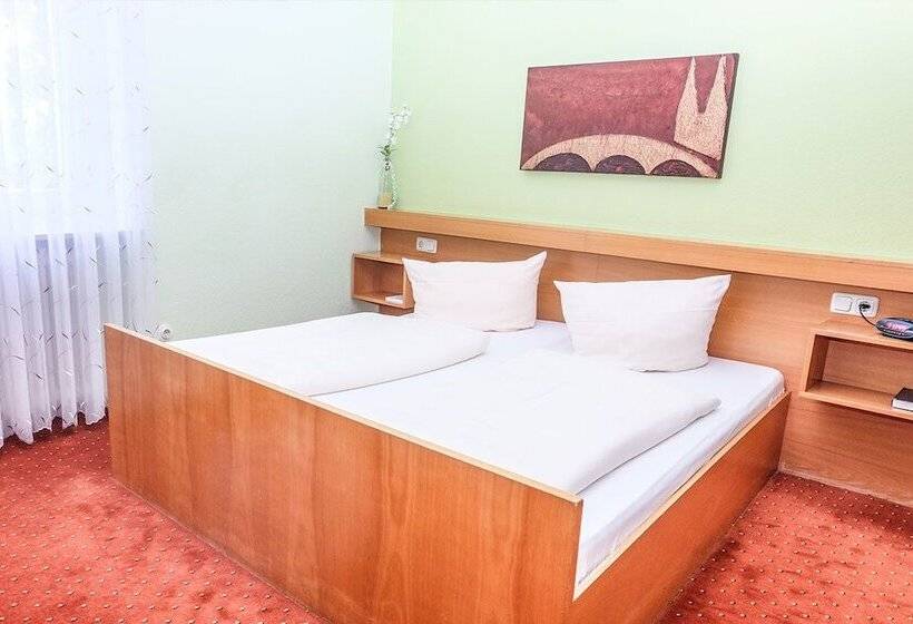 غرفة قياسية, Restaurant Wiendl