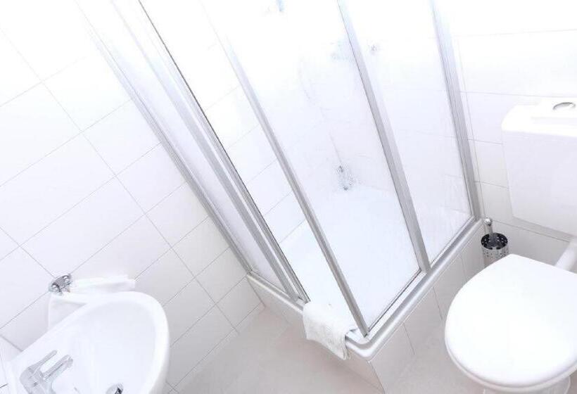 غرفة قياسية فردية, Restaurant Wiendl