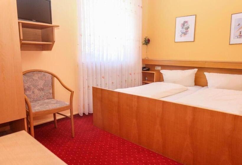 غرفة قياسية, Restaurant Wiendl