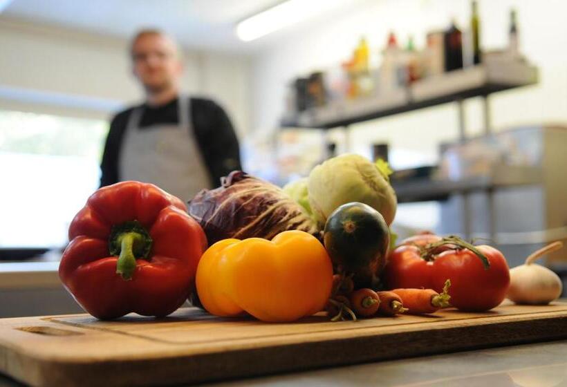 غرفة قياسية ثلاثية مزودة بشرفة, & Restaurant Zum Deutschen Hause