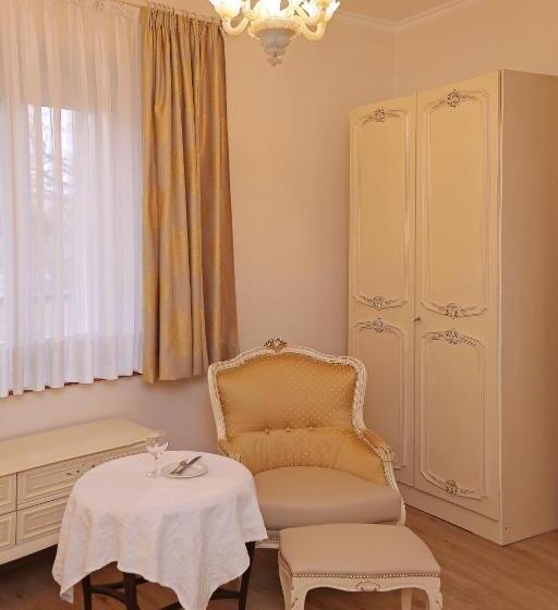 Номер Стандарт Индивидуальный, Rex