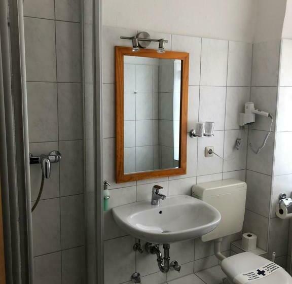 חדר סטנדרט יחיד, Rheinischer Hof