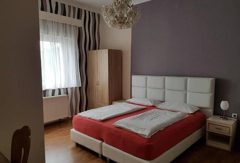 Номер Стандарт Трехместный, Rheinischer Hof