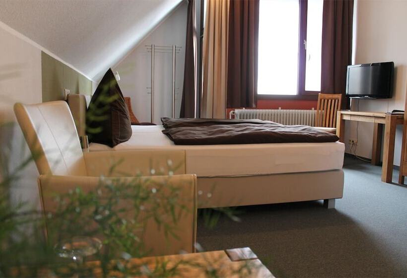 스탠다드 싱글 룸, Roeb