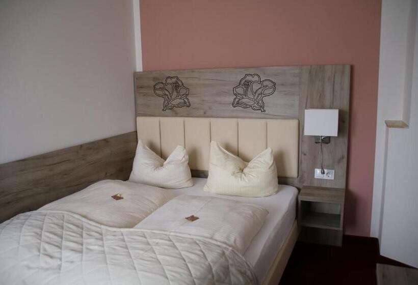 기본룸, Rosengarten