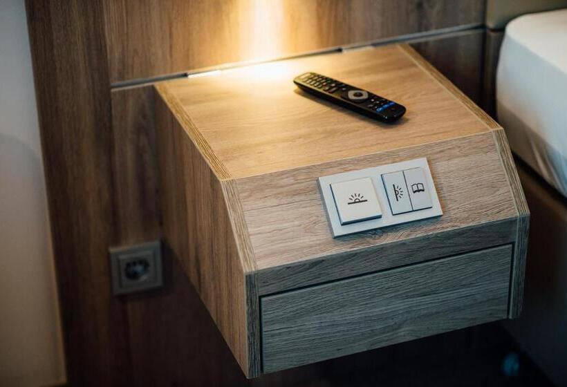 Номер Стандарт, Schmachtendorf