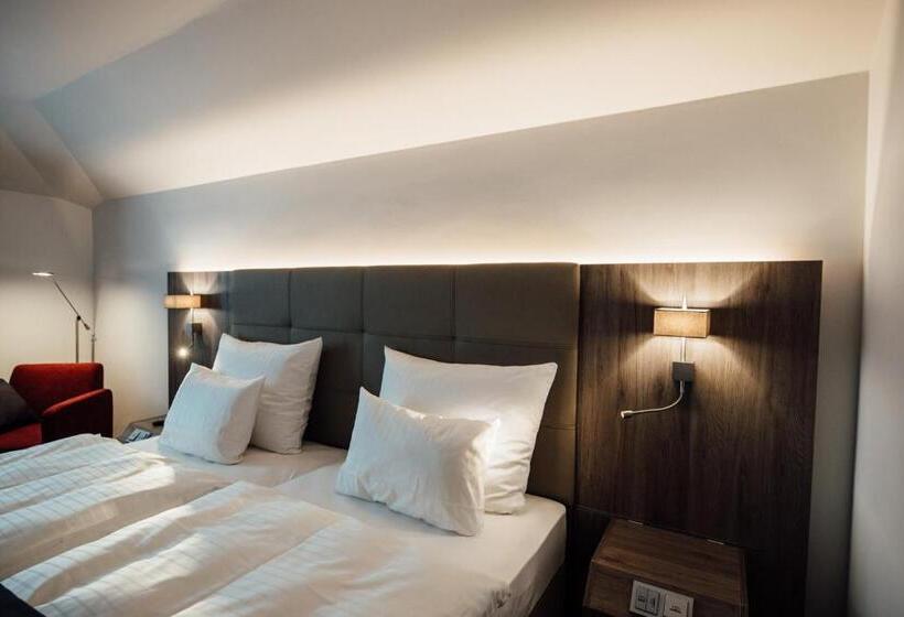 Номер Стандарт, Schmachtendorf