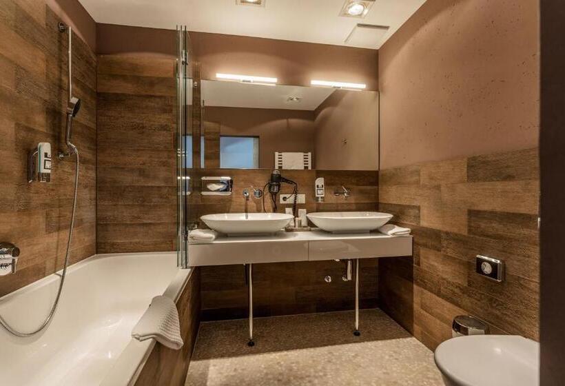 Апартаменты 2 Спальни, Villa Lago Garni