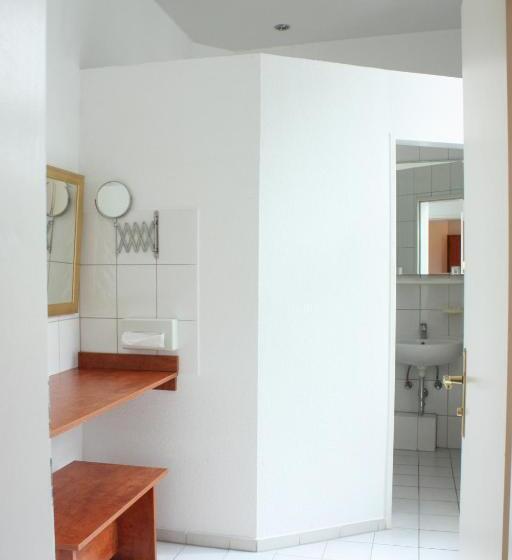 غرفة قياسية ثلاثية, Zeil