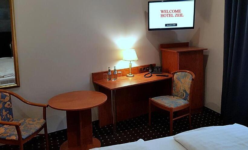غرفة بيزنس, Zeil