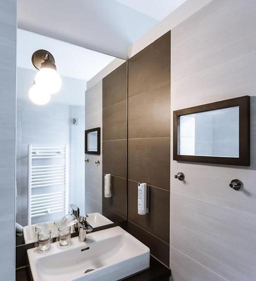 Номер Стандарт, Zur Amtspforte