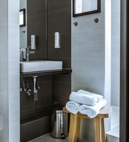 Номер Стандарт, Zur Amtspforte