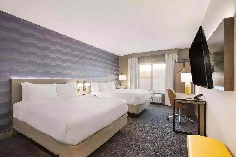 Standard Single Room, Zur Kaiserpfalz