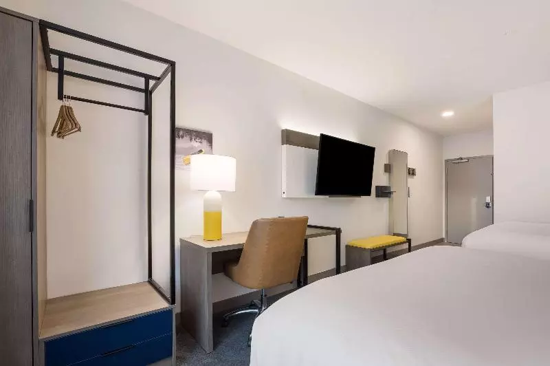 Standard Single Room, Zur Kaiserpfalz