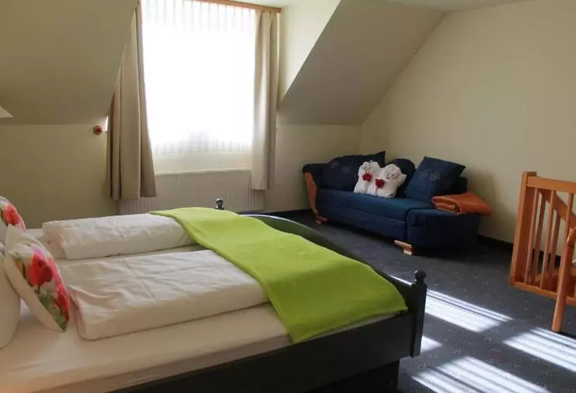 Suite, Zur Kaiserpfalz
