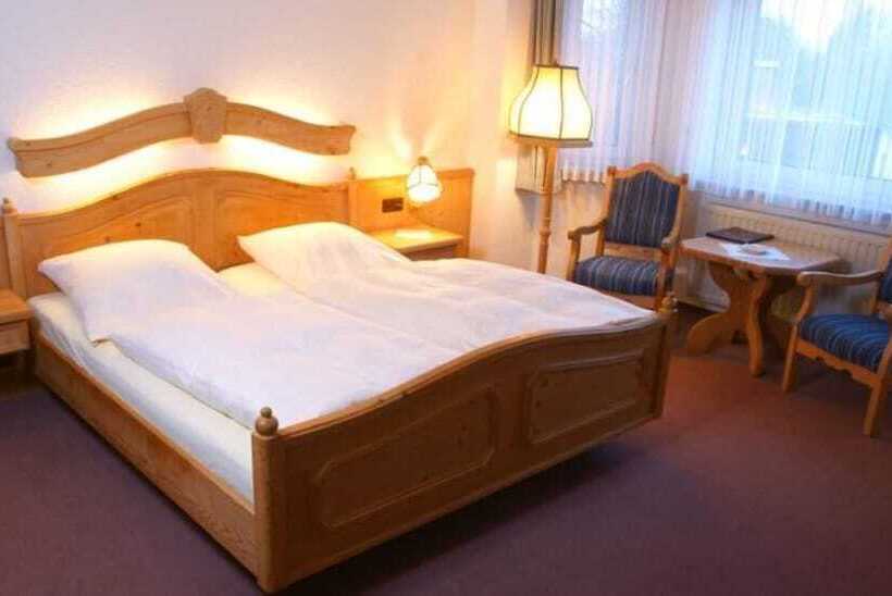 标准单人间, Röhrs Gasthof