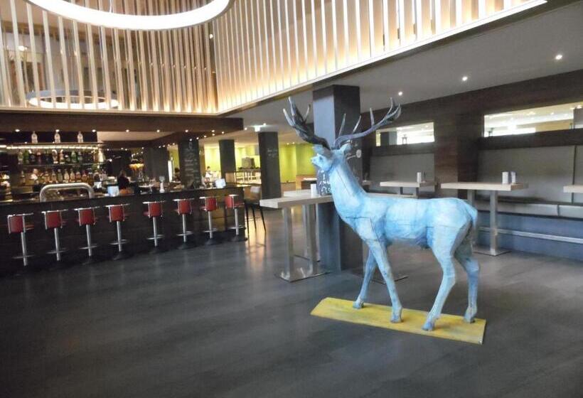 غرفة قياسية رباعية, Fair Resort All Inclusive Wellness & Spa Hotel Jena