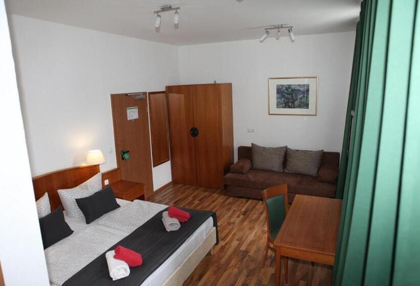 标准间, Alt Erfurt