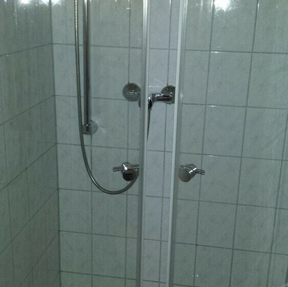 标准单人间, Am Mühlteich