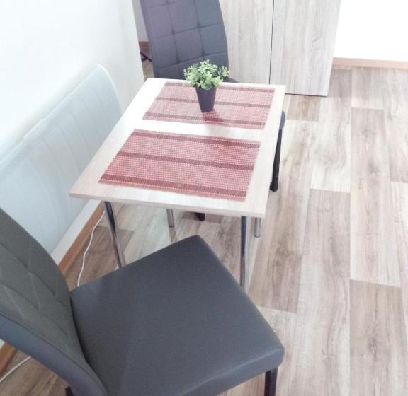 标准间, Am Mühlteich