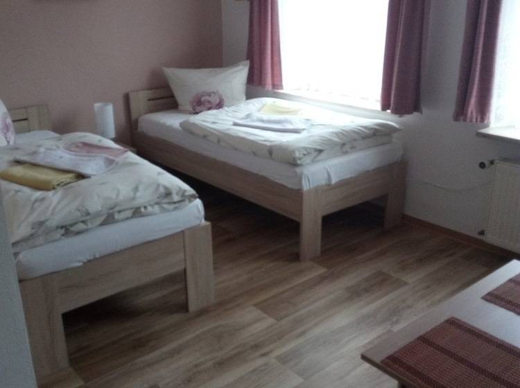 标准间, Am Mühlteich