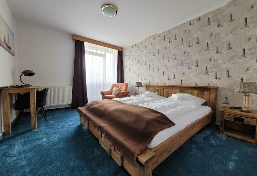 غرفة قياسية, Aquarius