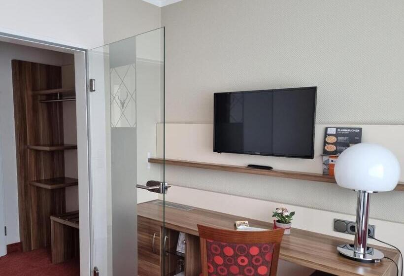 标准单人间, Bavaria Oldenburg