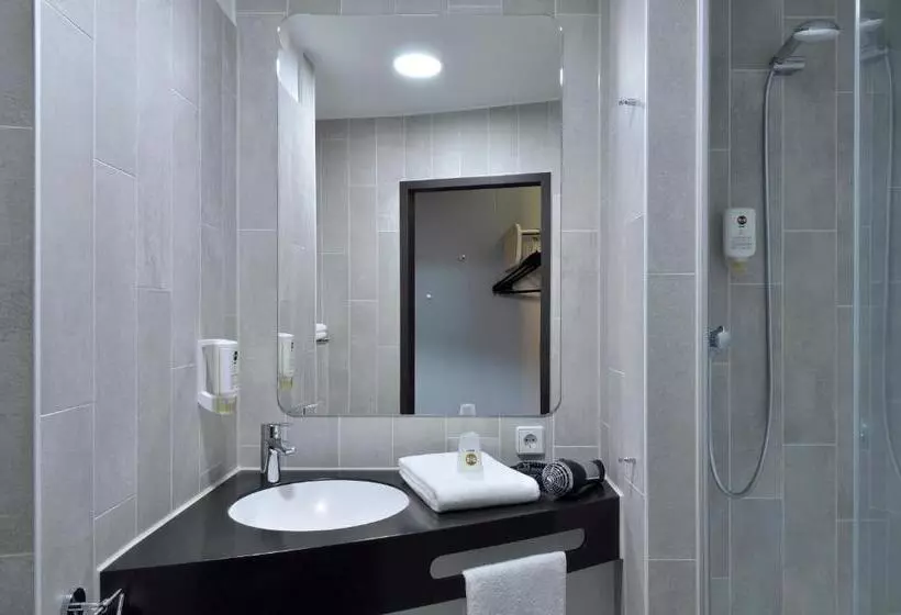 اتاق استاندارد, B&b Hotel Köln West