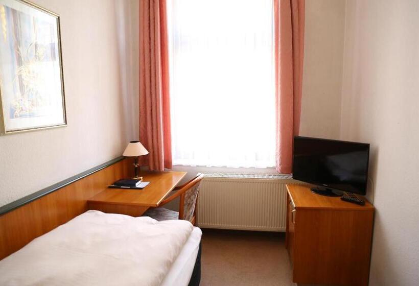 Quarto standart individual, De Saxe Leipzig