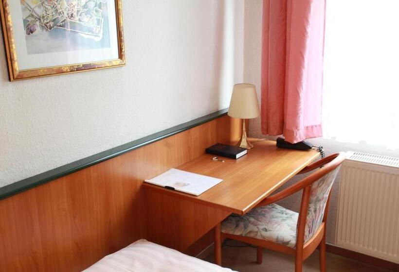 Quarto Superior Individual, De Saxe Leipzig