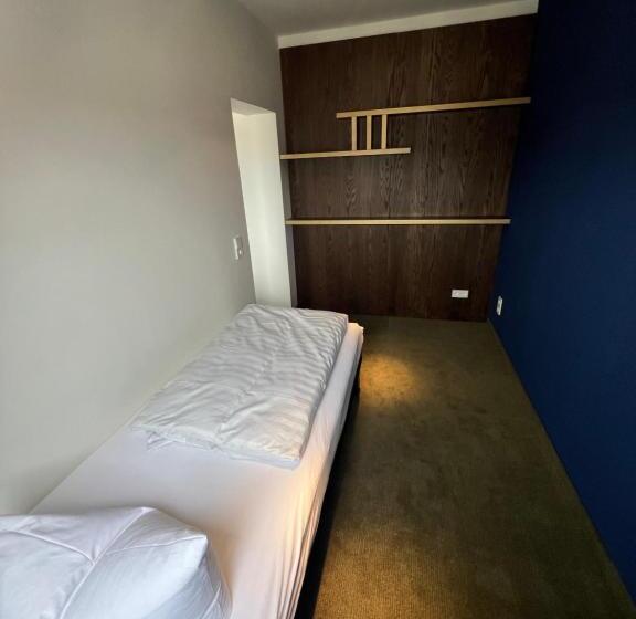 Quarto Triplo Deluxe, De Saxe Leipzig