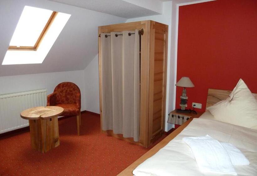 スタンダードシングルルーム, Goldener Stern