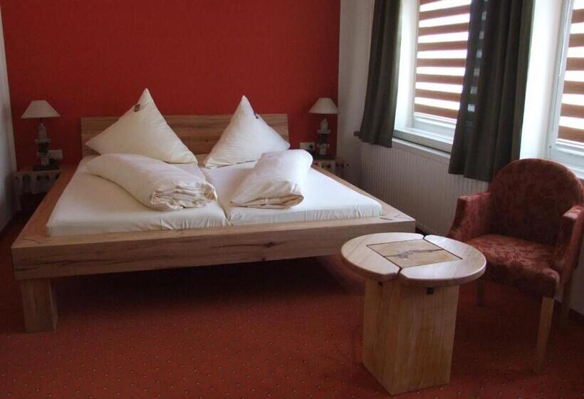 スタンダードルーム, Goldener Stern