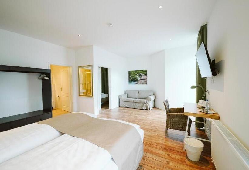 디럭스 룸, Grüner Baum