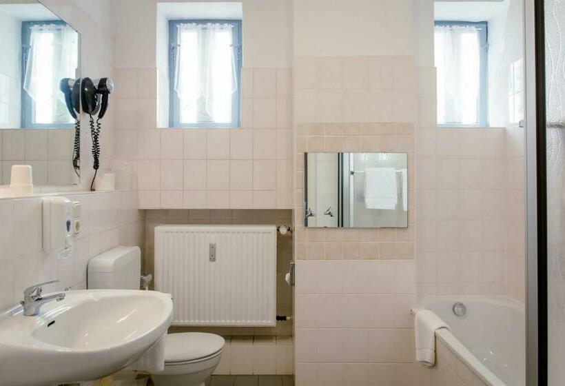 Номер Стандарт Трехместный, Handelshof