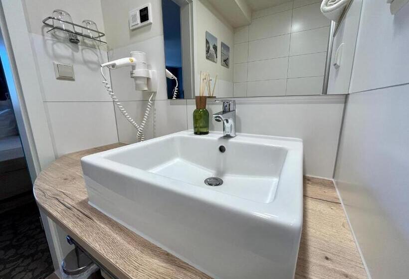 غرفة سوبيريور, In Der Mühle