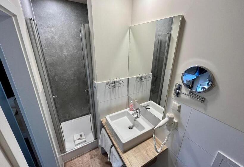 غرفة سوبيريور, In Der Mühle