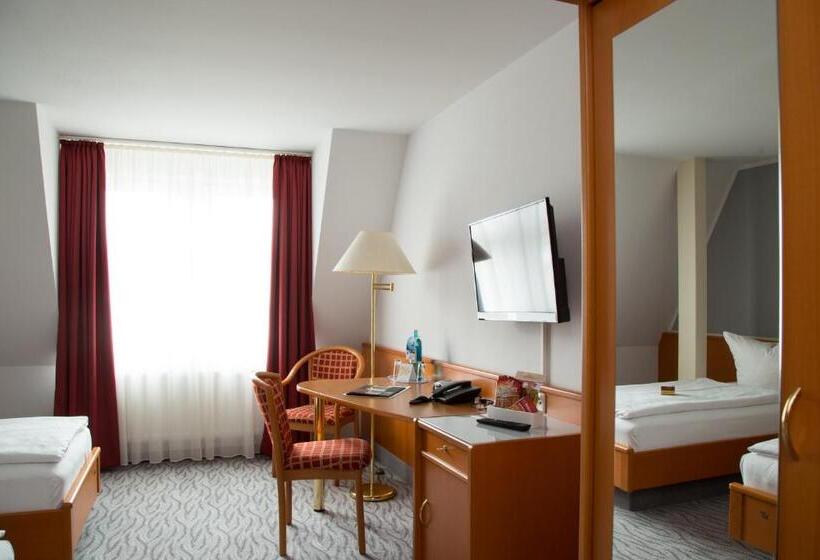 Номер Стандарт, Kaiserhof