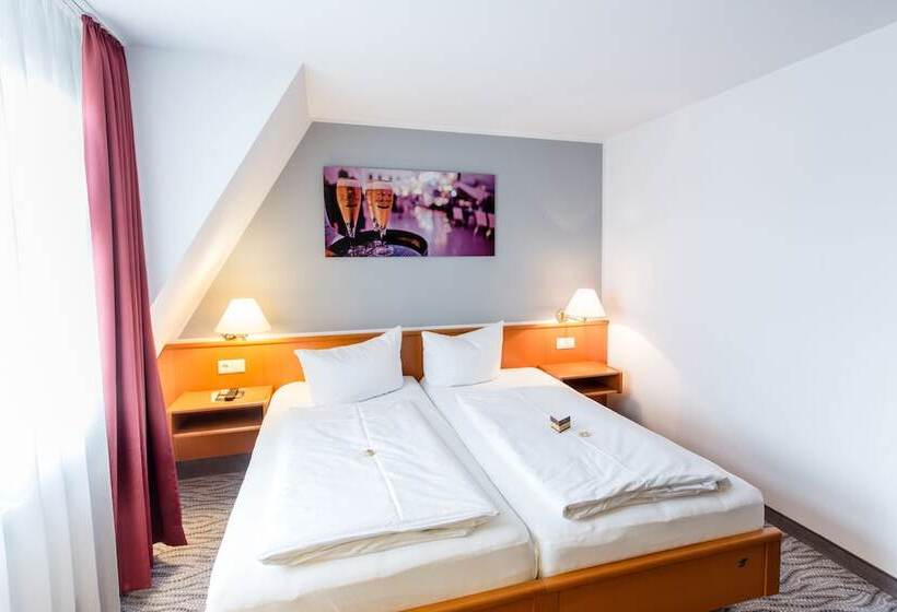 Номер Стандарт, Kaiserhof